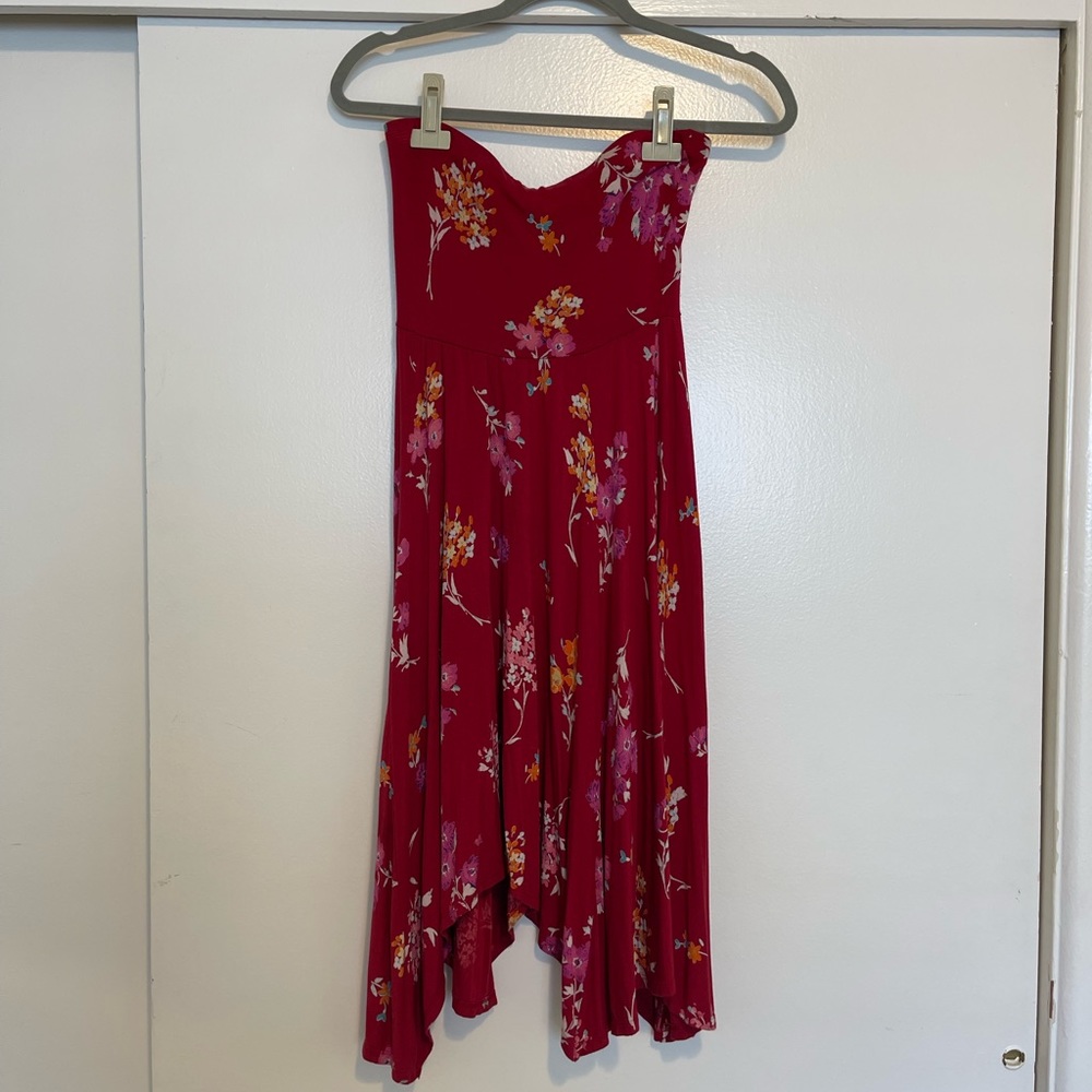 Strapless floral red dress